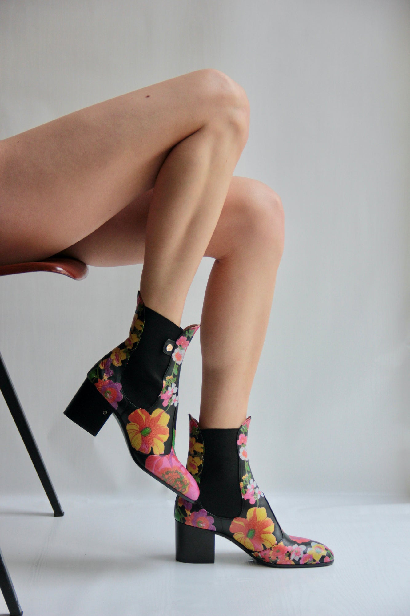 ANGIE MULTICOLOR FLOWERS