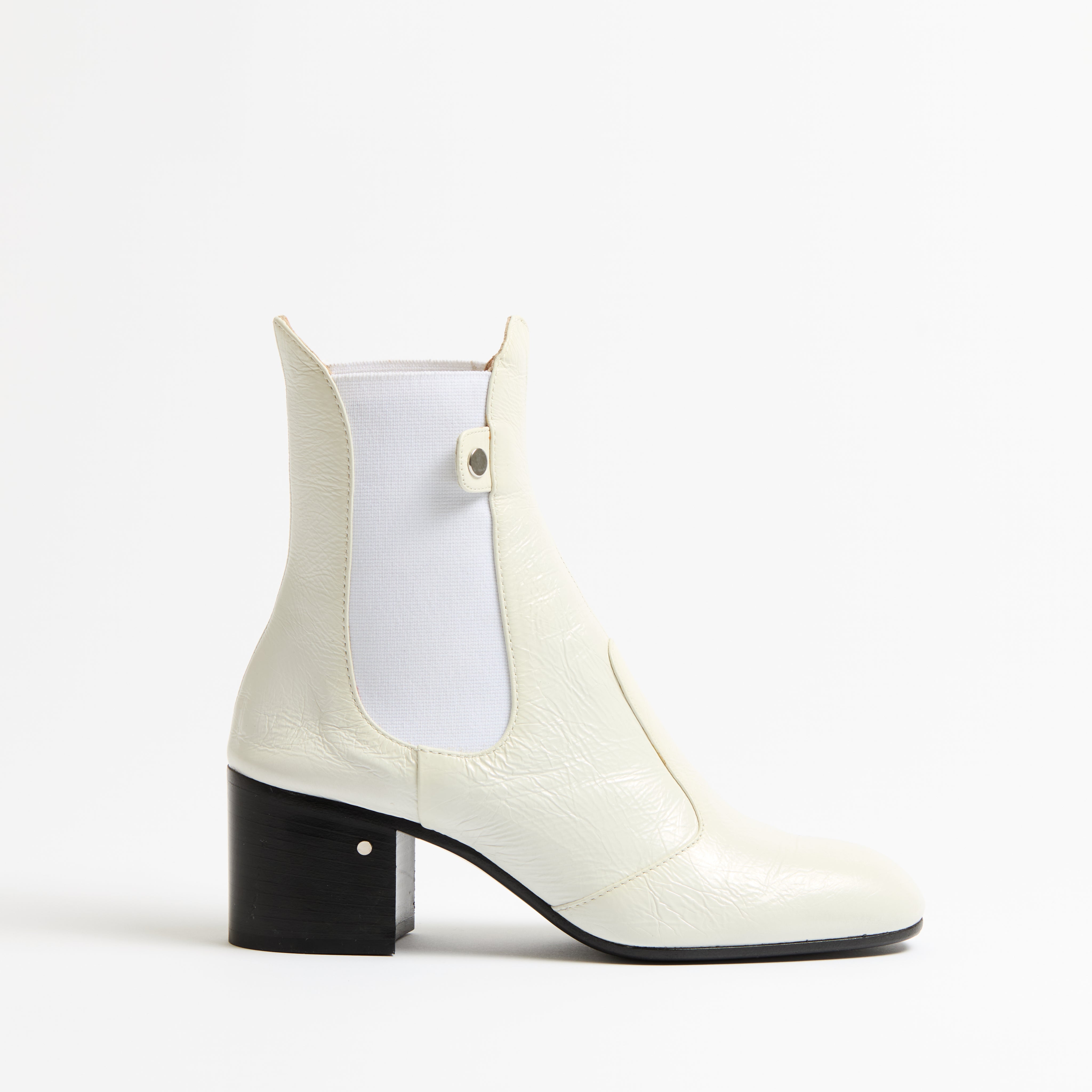 ANGIE white studs - THE GLOVE BOOT